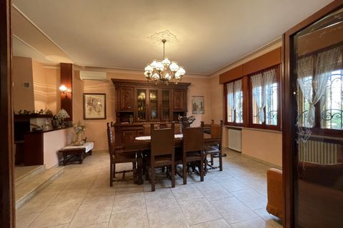 Villa i Suzzara, Mantua, Suzzara - € 330.000 | Ref: 2345 - foto 8