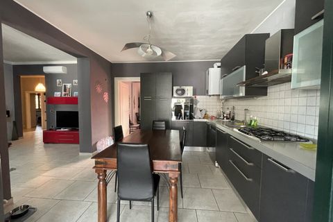 Villa i Suzzara, Mantua, Suzzara - € 330.000 | Ref: 2345 - foto 31