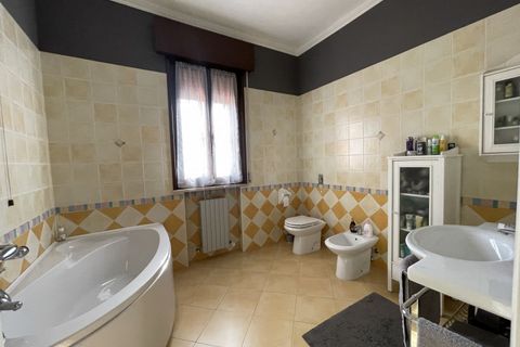 Villa i Suzzara, Mantua, Suzzara - € 330.000 | Ref: 2345 - foto 40