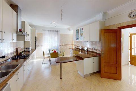 Villa i Almada, Setubal, Almada - € 1.800.000 | Ref: 035230127 - foto 11
