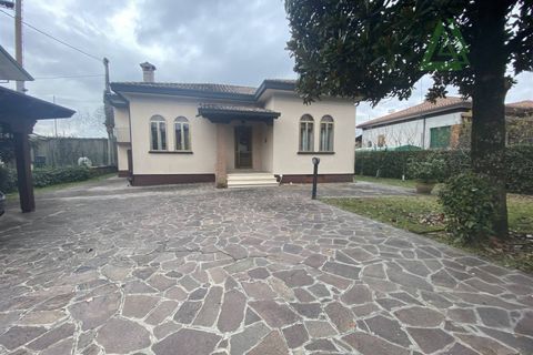 Villa i Castelfranco Veneto, Treviso, Castelfranco Veneto - € 290.000 | Ref: CV21016 - foto 2