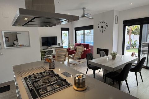 Villa a Denia, Alicante, Denia - € 645.000 | Ref: xbd018745 - foto 9