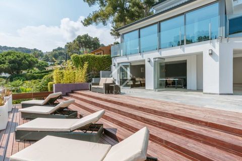 Villa a Blanes, Gerona, Blanes - € 1.695.000 | Ref: LFCB1202 - foto 2