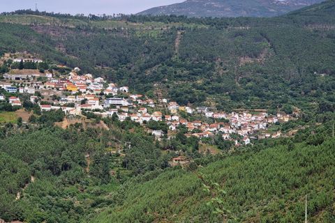 Villa i Seia, Guarda, Seia - € 37.500 | Ref: C0203-02382 - foto 1
