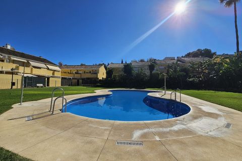 Stadthaus in Estepona, Malaga - Foto 1