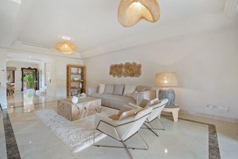 Villa a Marbella, Malaga, Marbella - € 2.575.000 | Ref: TA0510 - foto 2
