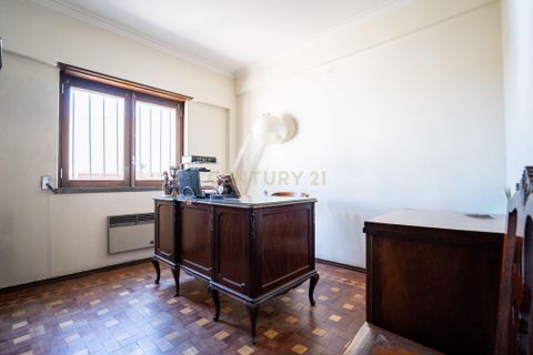 Villa i Amadora, Lisbon, Amadora - € 799.000 | Ref: C0263-01858 - foto 24