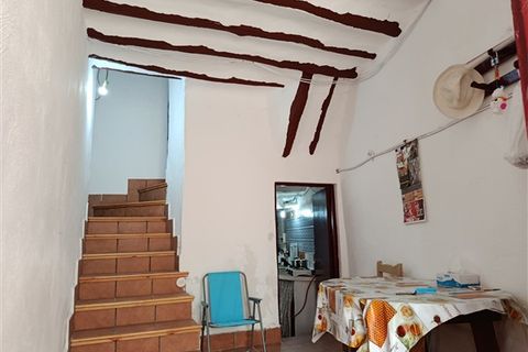 Landsbyhus i Baza, Granada, Baza - € 59.500 | Ref: 161 - foto 42