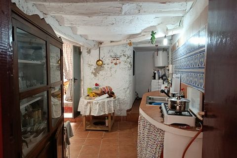 Landsbyhus i Baza, Granada, Baza - € 59.500 | Ref: 161 - foto 29