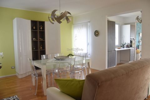 Villa a Vittoria, Ragusa, Vittoria - € 450.000 | Ref: SL 32 - foto 11
