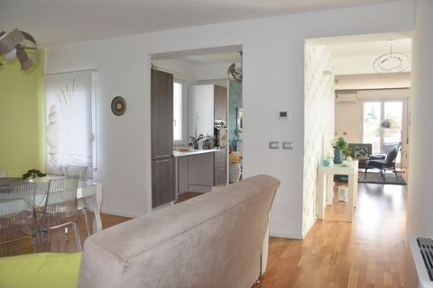 Villa a Vittoria, Ragusa, Vittoria - € 450.000 | Ref: SL 32 - foto 12