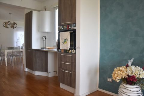 Villa a Vittoria, Ragusa, Vittoria - € 450.000 | Ref: SL 32 - foto 19