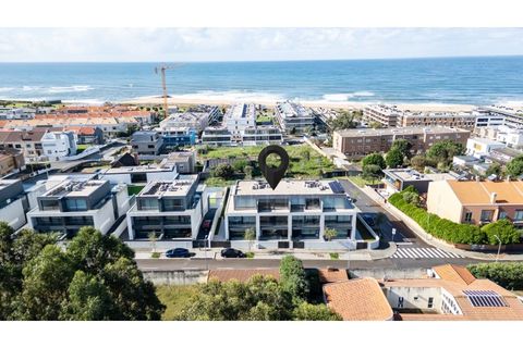 Villa i Canidelo, Porto, Canidelo - € 1.250.000 | Ref: EMC06 - foto 1