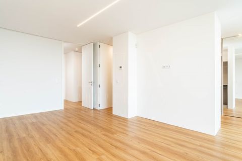 Villa i Canidelo, Porto, Canidelo - € 1.250.000 | Ref: EMC06 - foto 12