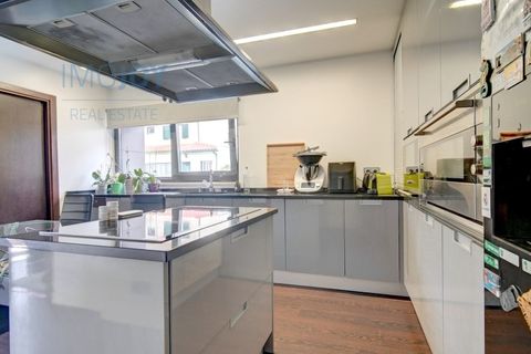 Villa i Oeiras, Lisbon, Oeiras - € 1.250.000 | Ref: MORTMJB001 - foto 12