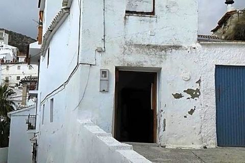 Villa a Sedella, Malaga, Sedella - € 39.500 | Ref: XL4170 - foto 2