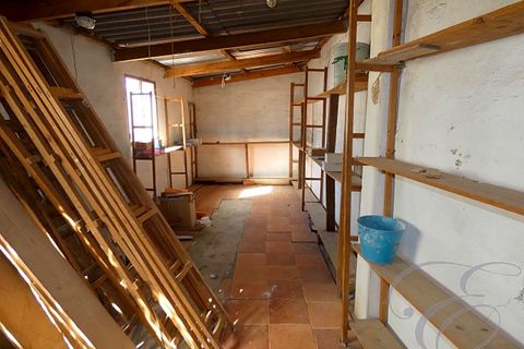 Villa i Velez Malaga, Malaga, Velez Malaga - € 150.000 | Ref: XL2848 - foto 2