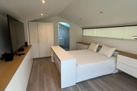 Duplex i Marseille, Bouches-du-Rhone, Marseille - € 1.090.000 | Ref: 0O9A-3HD-UHL - foto 13