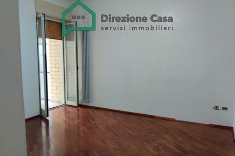 Lejlighed i Naples, Naples, Naples - € 175.000 | Ref: Via Ponti rossi - foto 4