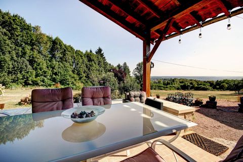 Villa a Champs-Romain, Dordogne, Champs-Romain - € 599.950 | Ref: BVI77309 - foto 2