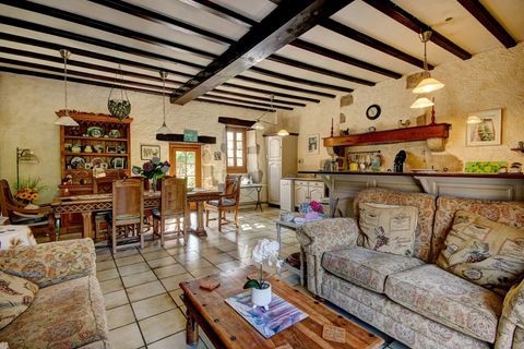 Villa a Champs-Romain, Dordogne, Champs-Romain - € 599.950 | Ref: BVI77309 - foto 3