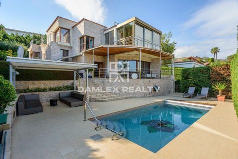 Villa i Lloret De Mar, Gerona, Lloret De Mar - € 1.390.000 | Ref: 73616 - foto 1