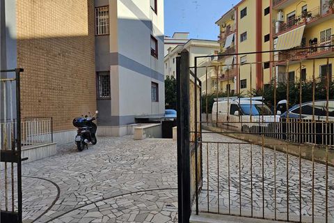 Erhvervsejendom i Bari, Bari, Bari - € 125.000 | Ref: 36 - foto 1