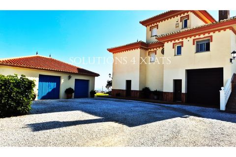 Villa in Benajarafe, Malaga, Benajarafe - € 1.500.000 | Ref: XAL_302 - foto 47