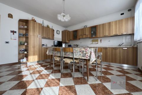 Villa a Camposampiero, Padua, Camposampiero - € 385.000 | Ref: 002 - foto 12