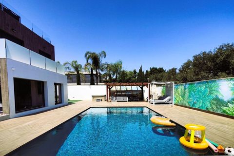 Villa i Cabo Roig, Alicante, Cabo Roig - € 1.559.900 | Ref: AG19151026 - foto 1