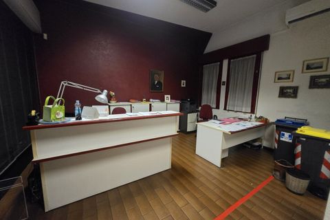 Erhvervsejendom i Stra, Venice, Stra - € 140.000 | Ref: C01 - MLS1580-1199 - foto 2