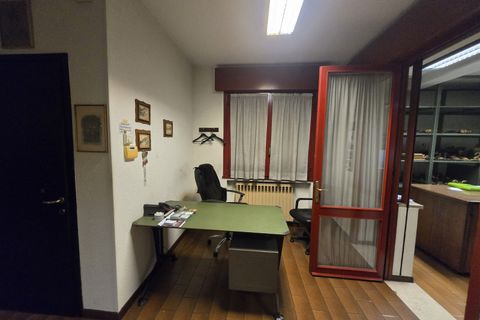 Erhvervsejendom i Stra, Venice, Stra - € 140.000 | Ref: C01 - MLS1580-1199 - foto 5