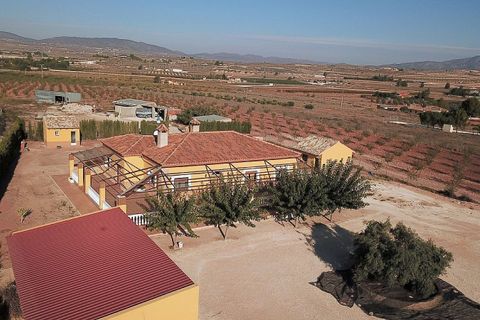 Villa i Pinoso, Alicante, Pinoso - € 370.000 | Ref: IVD13588 - foto 1