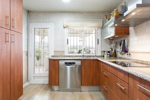 Villa i Castelldefels, Barcelona, Castelldefels - € 945.000 | Ref: GAV38060 - foto 26