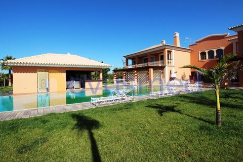 Villa i Paderne, Faro, Paderne - € 2.130.000 | Ref: V5-14 (PR-053) - foto 1