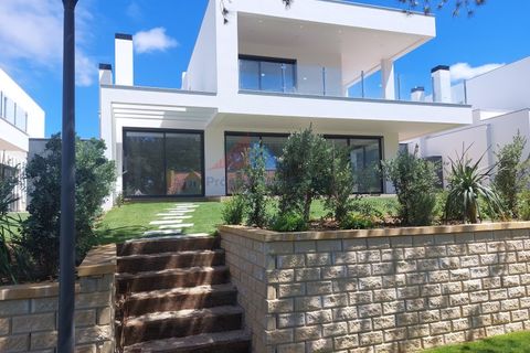 Villa i Alcabideche, Lisbon, Alcabideche - € 2.150.000 | Ref: 2023-28 - foto 11