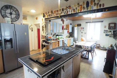 Villa a Giromagny, Territoire de Belfort, Giromagny - € 149.000 | Ref: V10001629 - foto 2