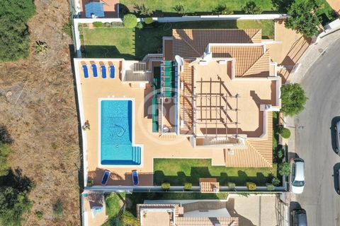 Villa en Albufeira, Faro, Albufeira - € 1.098.000 | Ref: V4-005 - photo 4