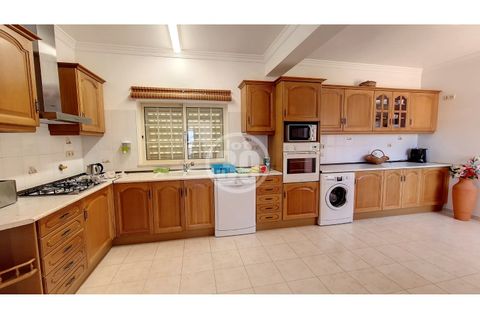 Villa en Albufeira, Faro, Albufeira - € 1.098.000 | Ref: V4-005 - photo 9