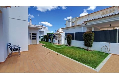 Villa en Albufeira, Faro, Albufeira - € 1.098.000 | Ref: V4-005 - photo 44