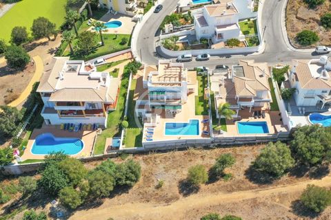 Villa en Albufeira, Faro, Albufeira - € 1.098.000 | Ref: V4-005 - photo 50