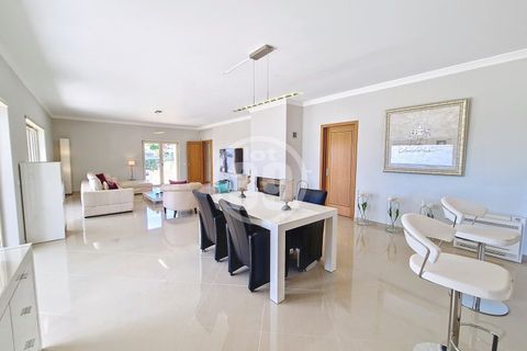 Villa i Albufeira, Faro, Albufeira - € 2.200.000 | Ref: V4-008 - foto 9