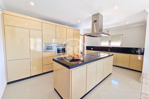 Villa i Albufeira, Faro, Albufeira - € 2.200.000 | Ref: V4-008 - foto 13