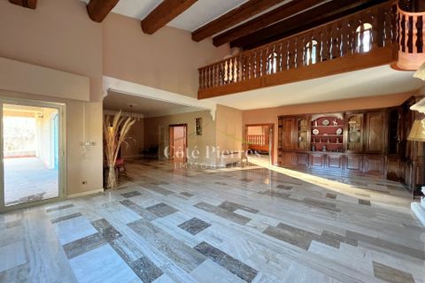 Villa i Nimes, Gard, Nimes - € 2.000.000 | Ref: 1917 - foto 2