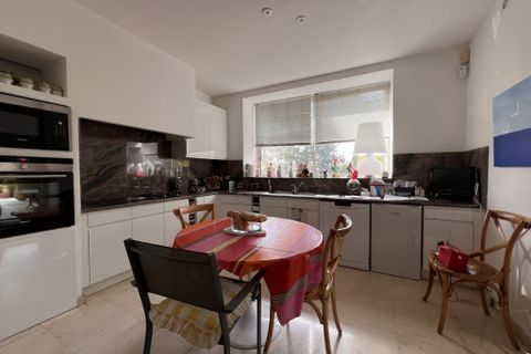 Villa i Nimes, Gard, Nimes - € 995.000 | Ref: 2142 - foto 9