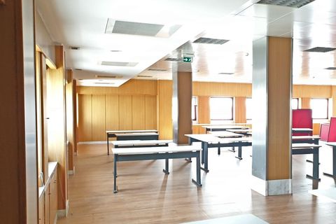 L'establiment comercial a Carnaxide, Lisbon, Carnaxide - € 3.890/mes | Ref: 1_1B - foto 4