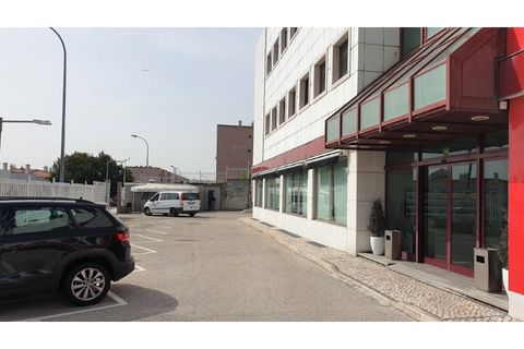 L'establiment comercial a Carnaxide, Lisbon, Carnaxide - € 3.890/mes | Ref: 1_1B - foto 18