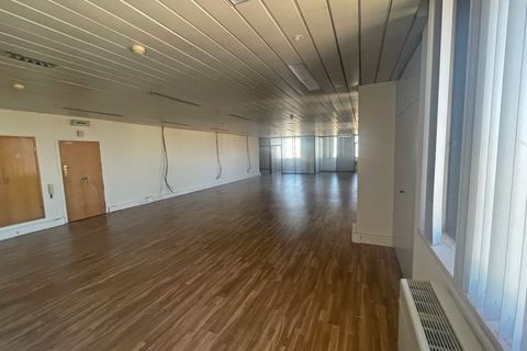 Erhvervsejendom i Sacavem, Lisbon, Sacavem - € 361.850 | Ref: 11_9B - foto 3