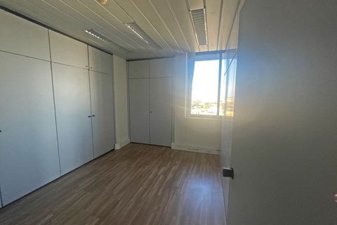 Erhvervsejendom i Sacavem, Lisbon, Sacavem - € 361.850 | Ref: 11_9B - foto 5