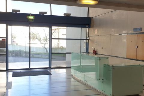 L'establiment comercial a Amadora, Lisbon, Amadora - € 4.631/mes | Ref: 4_1D - foto 11